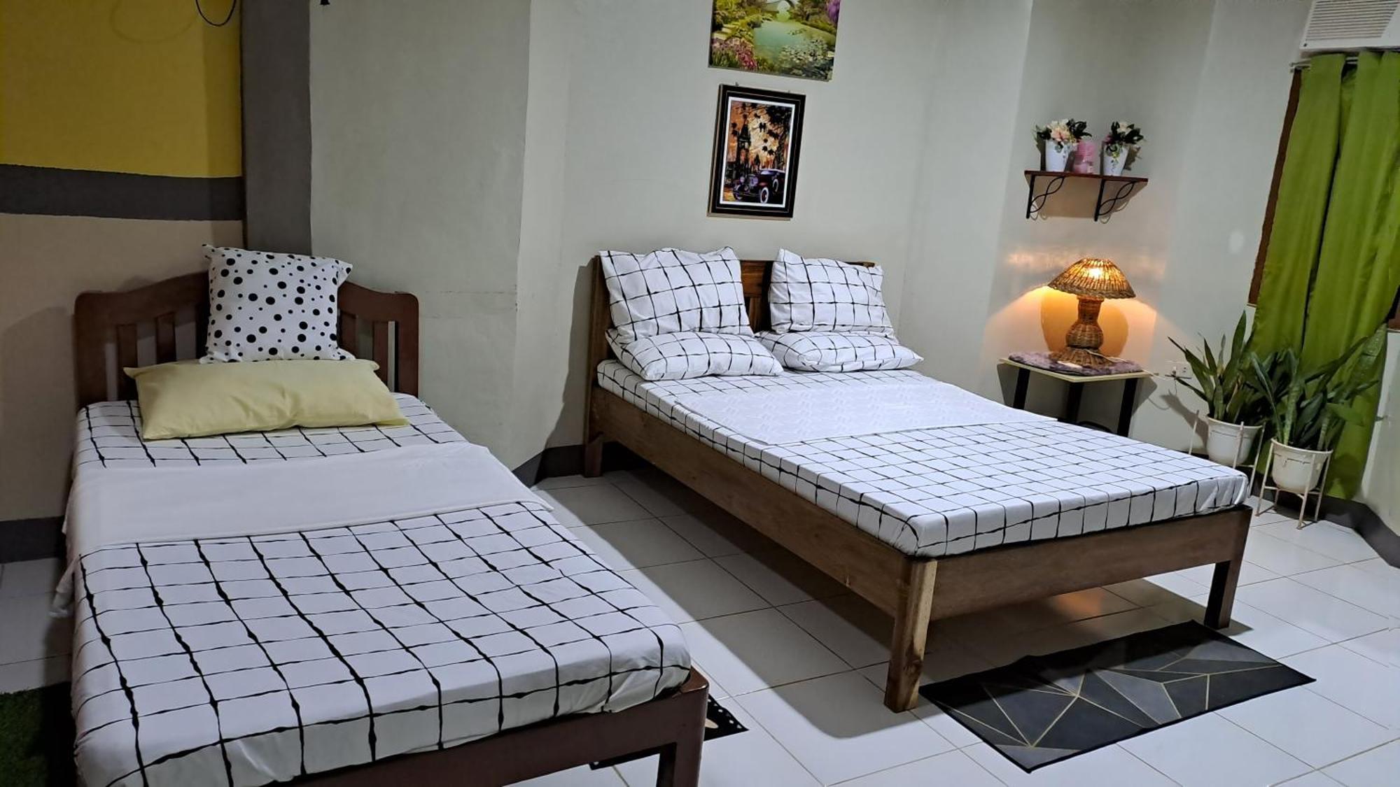 Dalindas Homestay Puerto Princesa Bilik gambar